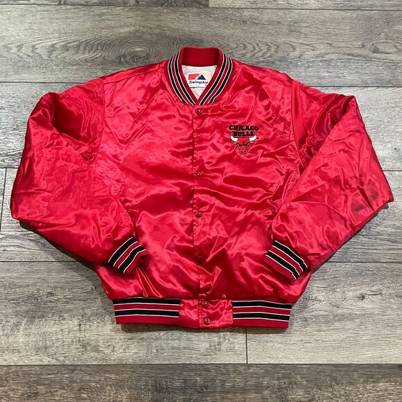 Vintage 80s Swingster Chicago Bulls Red Satin Jacket Jordan NBA - Unisex Medium - Picture 1 of 9